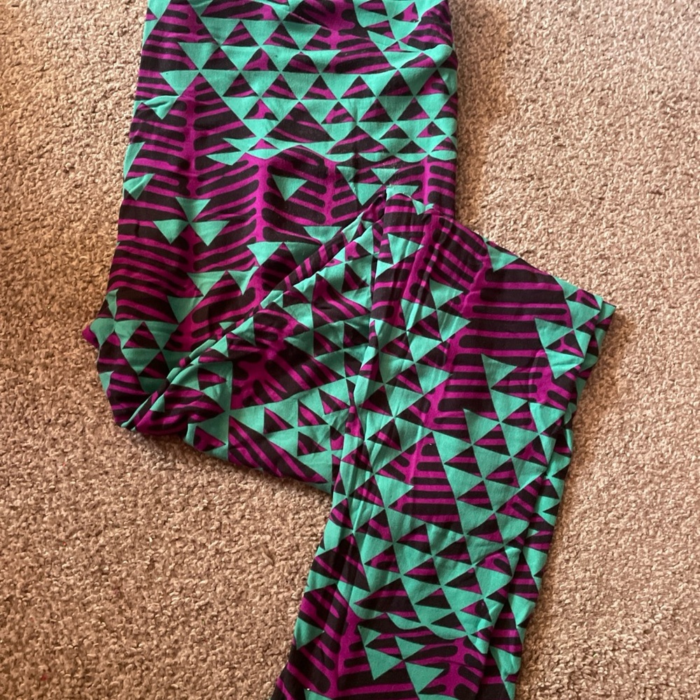 LuLaRoe Purple and Green Geometric Leggings